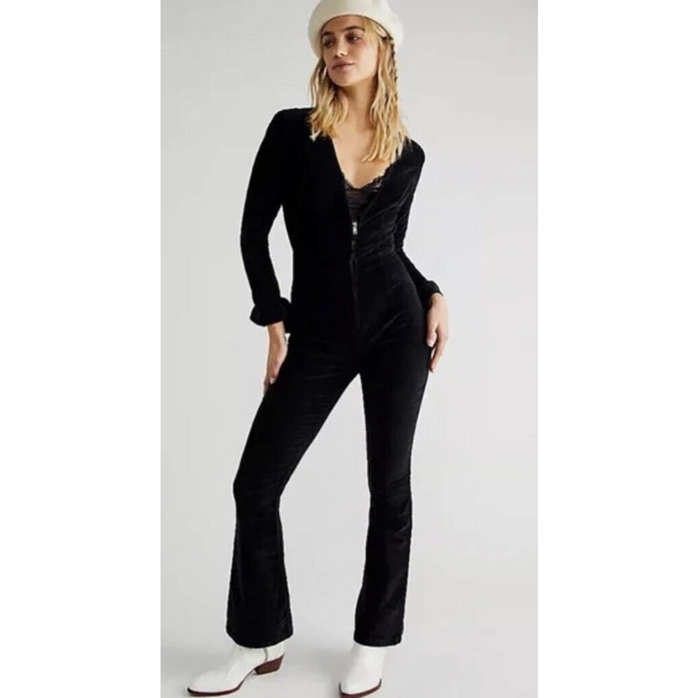 New Free People Jovi Jumpsuit Black Corduroy Size Medium
